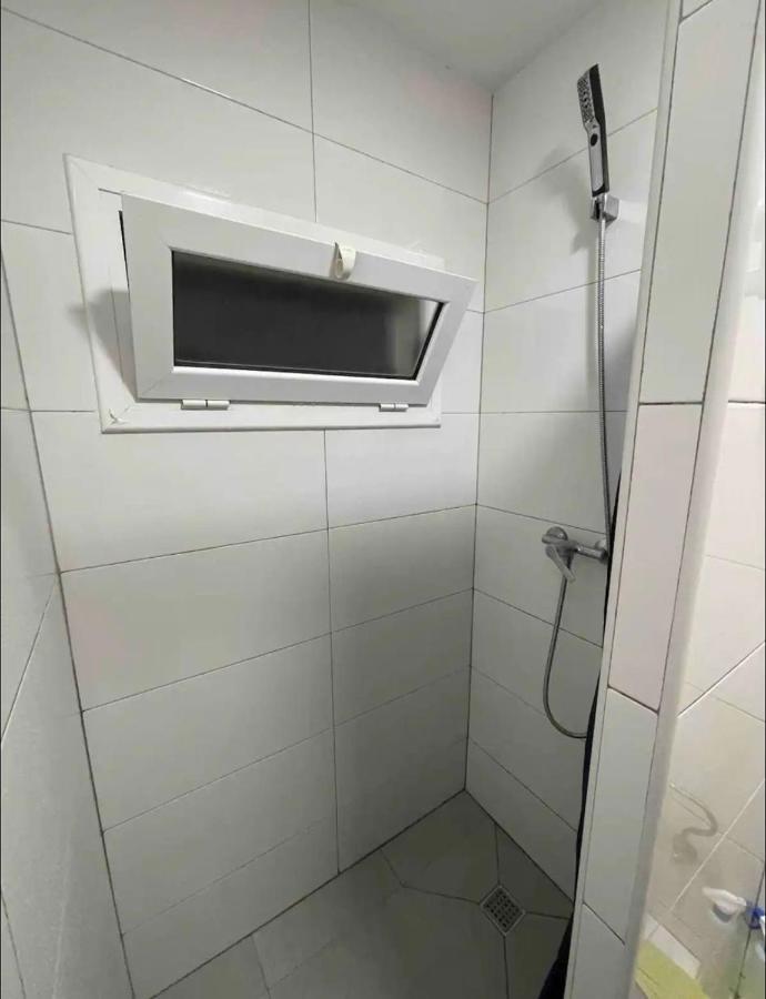 Cozy Room Next To El Prat Airport 엘프라트데로브레가트 외부 사진