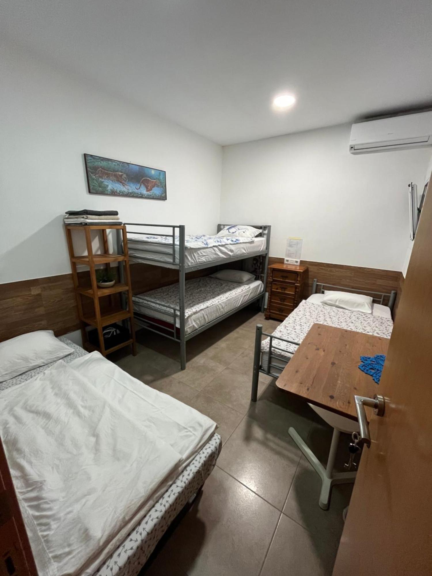 Cozy Room Next To El Prat Airport 엘프라트데로브레가트 외부 사진